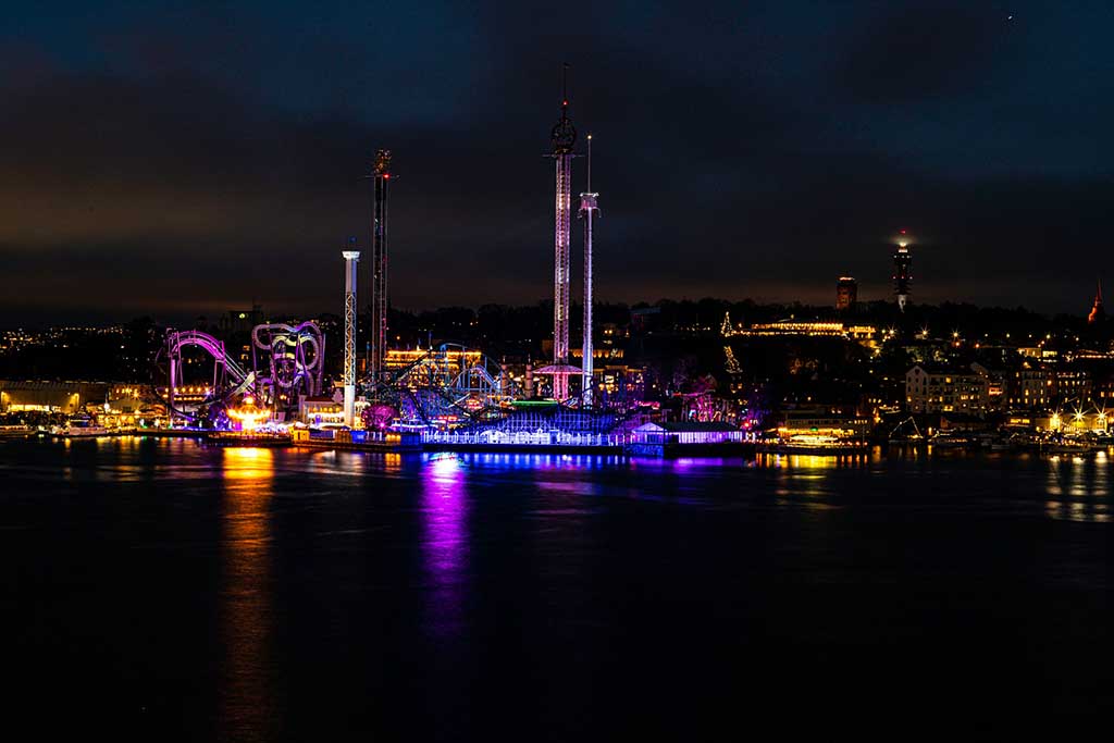 Gröna Lund på kvällen
